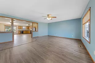 2203 Rolling Green Ln, North Mankato, MN 56003 - Photo 11