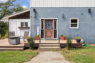 2070 Oakridge St, Saint Paul, MN 55119 - Photo 1