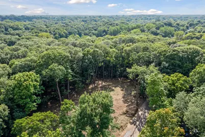 601 Fox Hill Drive, Chanhassen, MN 55317 - Photo 5