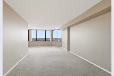 6566 France Avenue S #902, Edina, MN 55435 - Photo 7