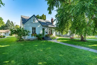 612 W Vasa Avenue, Fergus Falls, MN 56537 - Photo 1