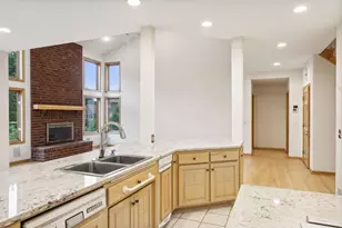 3400 Shadyview Ln N, Plymouth, MN 55447 - Photo 19