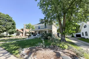 1310 7th Ave, Worthington, MN 56187 - Photo 3