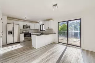 4387 Arden View Ct, Arden Hills, MN 55112 - Photo 7