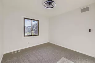 4387 Arden View Ct, Arden Hills, MN 55112 - Photo 21