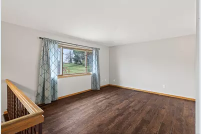 7275 Pontiac Circle, Chanhassen, MN 55317 - Photo 9