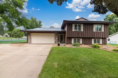 7615 Immanuel Avenue S, Cottage Grove, MN 55016 - Photo 1