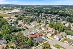 802 6th St S, Virginia, MN 55792 - Photo 3