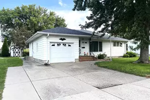 111 Water St, Fairmont, MN 56031 - Photo 1