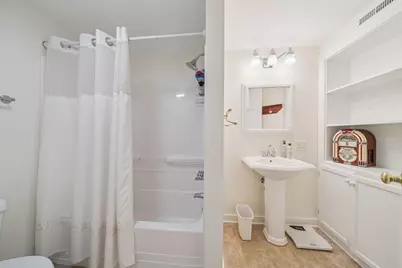 451 E Johnson Street, River Falls, WI 54022 - Photo 13