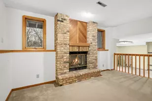 1054 Cottonwood Dr, Hudson, WI 54016 - Photo 23