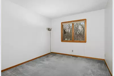 1054 Cottonwood Drive, Hudson, WI 54016 - Photo 19