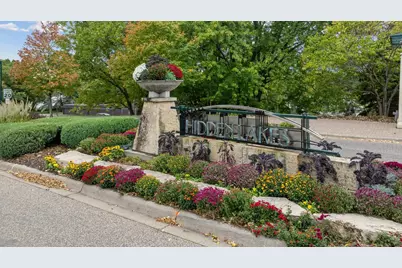 1760 Waterford Court, Golden Valley, MN 55422 - Photo 71