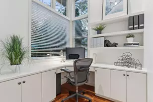 1760 Waterford Ct, Golden Valley, MN 55422 - Photo 5