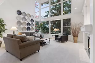 1760 Waterford Ct, Golden Valley, MN 55422 - Photo 9