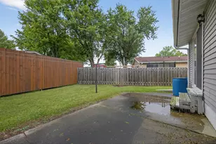 199 Hillwood Dr, Lake City, MN 55041 - Photo 7