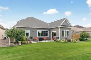 8762 Irving Blvd N, Lake Elmo, MN 55042 - Photo 33