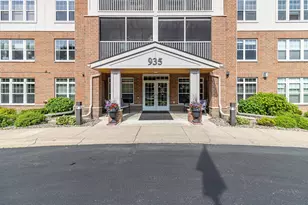 935 Ferndale St N, Maplewood, MN 55119 - Photo 1