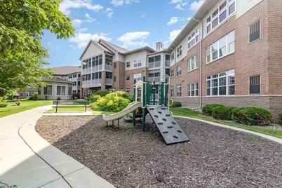 935 Ferndale Street N #210, Maplewood, MN 55119 - Photo 25