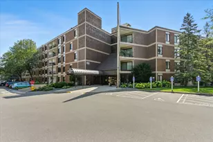 7220 York Ave S, Edina, MN 55435 - Photo 1