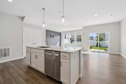 11279 Crestbury Drive, Woodbury, MN 55129 - Photo 5