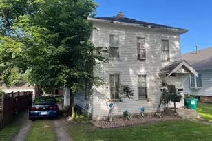 424 S Holcombe Ave, Litchfield, MN 55355 - Photo 1