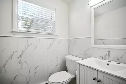 2207 5th Avenue NW, Austin, MN 55912 - Photo 17