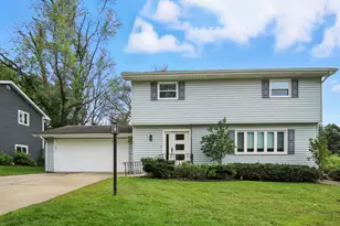 2207 5th Ave NW, Austin, MN 55912 - Photo 1