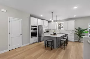 2817 Victoria St N, Roseville, MN 55113 - Photo 9