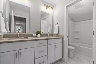 2817 Victoria St N, Roseville, MN 55113 - Photo 37