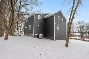 2817 Victoria St N, Roseville, MN 55113 - Photo 3