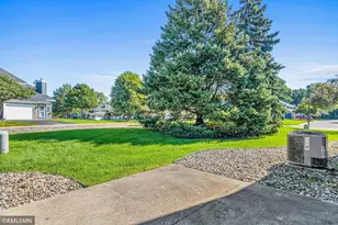 1870 Donegal Dr, Woodbury, MN 55125 - Photo 27