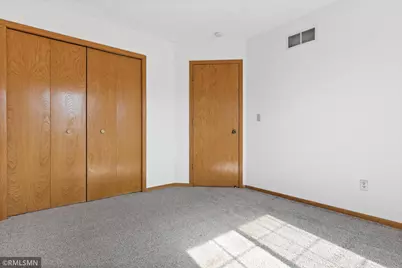 1870 Donegal Drive #4, Woodbury, MN 55125 - Photo 17