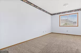 1870 Donegal Dr, Woodbury, MN 55125 - Photo 19