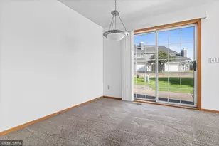 1870 Donegal Dr, Woodbury, MN 55125 - Photo 13