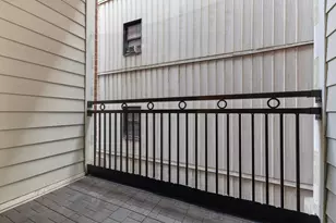 270 4th St E, Saint Paul, MN 55101 - Photo 17