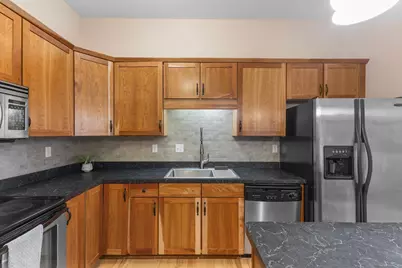 270 4th Street E #203, Saint Paul, MN 55101 - Photo 5