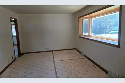 151 Chestnut Street E, Trimont, MN 56176 - Photo 5