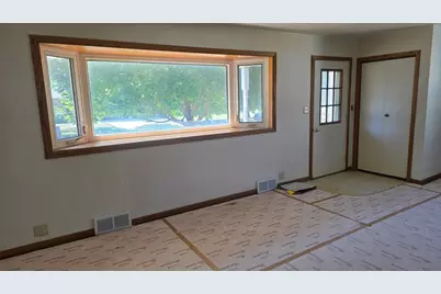 151 Chestnut Street E, Trimont, MN 56176 - Photo 3