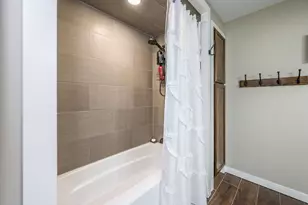 223 Oak Knoll Ct, Blue Earth, MN 56013 - Photo 19