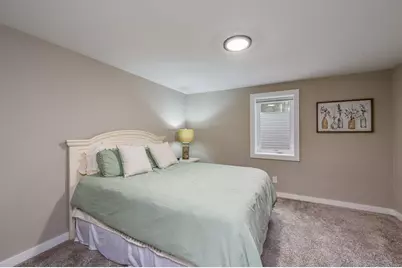 223 Oak Knoll Court, Blue Earth, MN 56013 - Photo 29