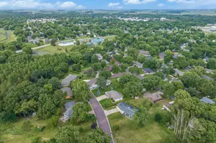 223 Oak Knoll Ct, Blue Earth, MN 56013 - Photo 39