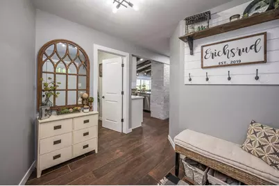 223 Oak Knoll Court, Blue Earth, MN 56013 - Photo 3