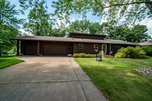 1121 River Heights Rd, Menomonie, WI 54751 - Photo 1