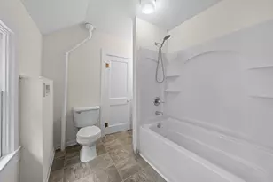 227 E Elm St, River Falls, WI 54022 - Photo 5