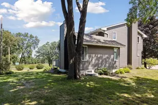 10 Western Terrace, Golden Valley, MN 55426 - Photo 39