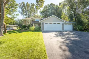 305 E Lake Geneva Rd NE, Alexandria, MN 56308 - Photo 1