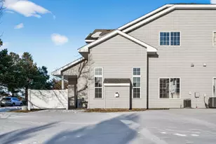 401 19th Pl SE, Cambridge, MN 55008 - Photo 9