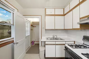 1078 Thomas Ave, Saint Paul, MN 55104 - Photo 7