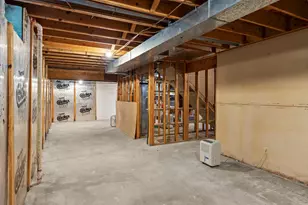 2360 Apache Ct, Mendota Heights, MN 55120 - Photo 49